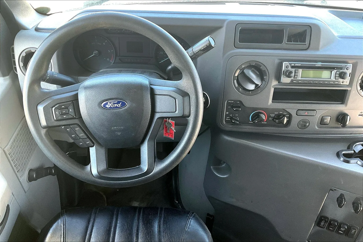 2022 Ford E-Series Cutaway Base - Photo 8