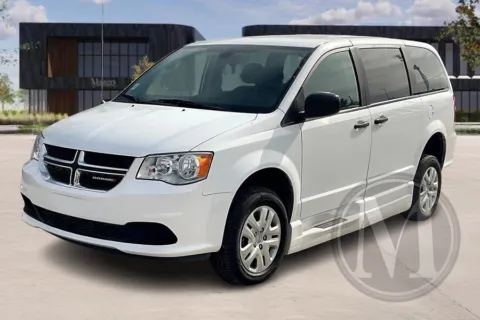 Another view of 2019 Braun Minivan for sale in Kansas City, MO at Master's Transportation - Kansas City