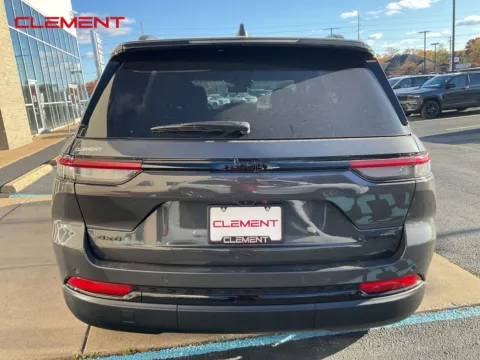 More photos of 2025 Jeep Grand Cherokee Limited at Clement Chrysler Dodge Jeep Ram Florissant, MO