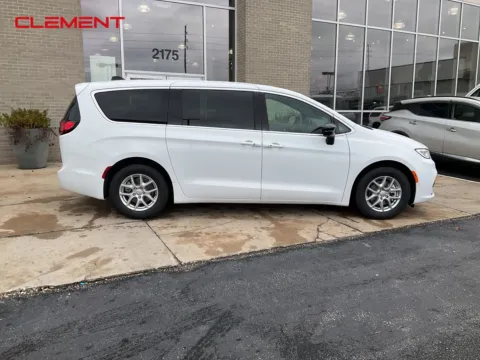 More photos of 2026 Chrysler Pacifica Select at Clement Chrysler Dodge Jeep Ram Florissant, MO