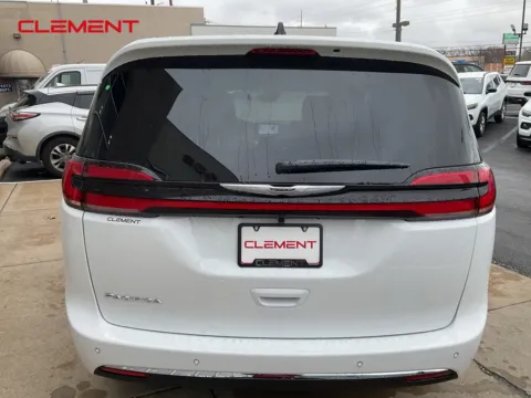 More photos of 2026 Chrysler Pacifica Select at Clement Chrysler Dodge Jeep Ram Florissant, MO