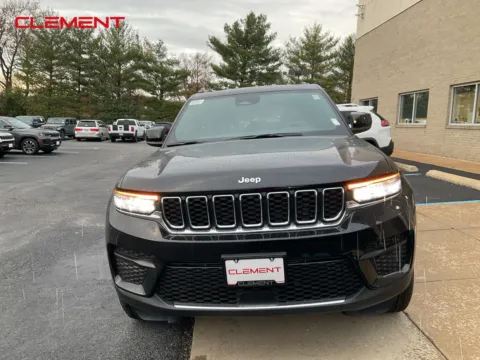Another view of 2025 Jeep Grand Cherokee Laredo X for sale in Florissant, MO at Clement Chrysler Dodge Jeep Ram Florissant