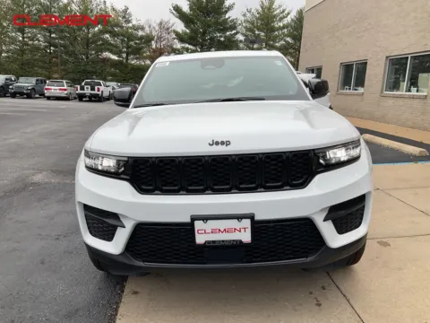Another view of 2025 Jeep Grand Cherokee Altitude X for sale in Florissant, MO at Clement Chrysler Dodge Jeep Ram Florissant