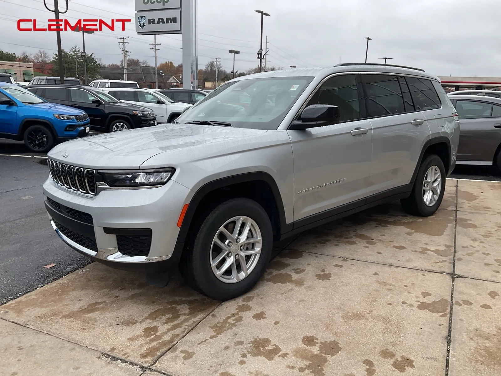 2025 Jeep Grand Cherokee L Laredo