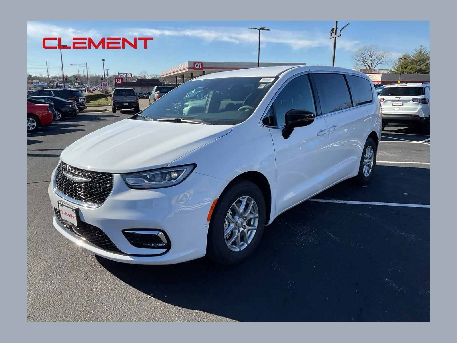 White 2026 Chrysler Pacifica Select for sale in Florissant, MO