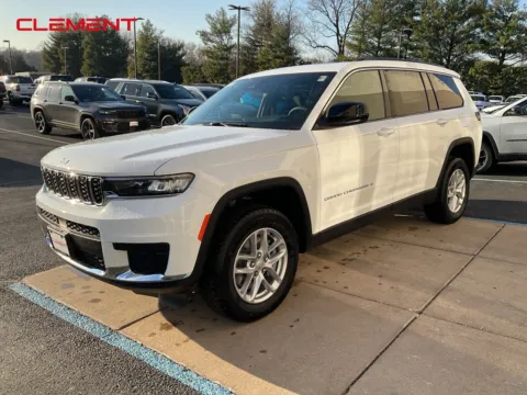 White 2025 Jeep Grand Cherokee L Laredo for sale in Florissant, MO