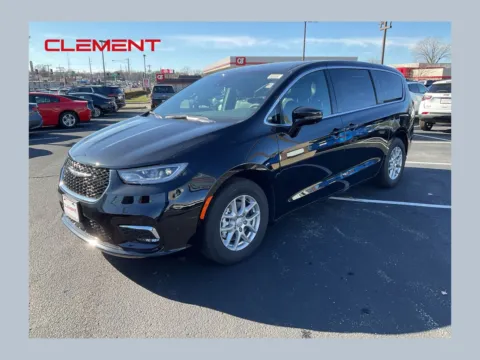 Black 2026 Chrysler Pacifica Select for sale in Florissant, MO