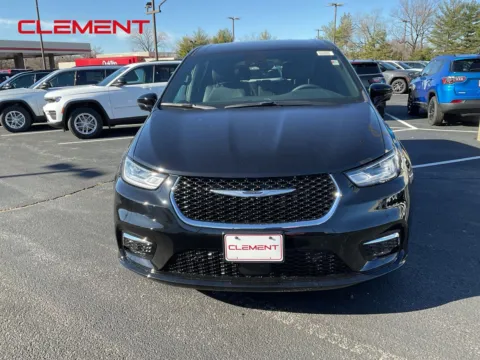 Another view of 2026 Chrysler Pacifica Select for sale in Florissant, MO at Clement Chrysler Dodge Jeep Ram Florissant