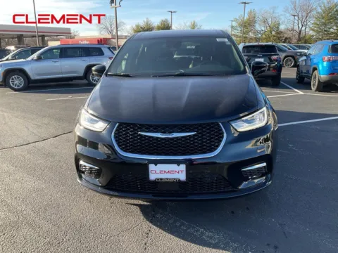 Another view of 2026 Chrysler Pacifica Select for sale in Florissant, MO at Clement Chrysler Dodge Jeep Ram Florissant