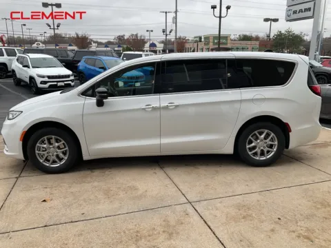 Photos of 2026 Chrysler Pacifica Select for sale in Florissant, MO at Clement Chrysler Dodge Jeep Ram Florissant
