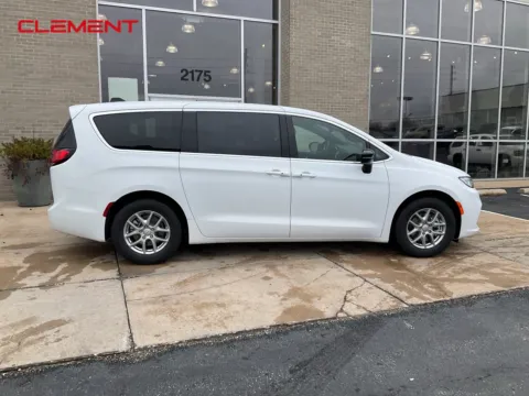 More photos of 2026 Chrysler Pacifica Select at Clement Chrysler Dodge Jeep Ram Florissant, MO