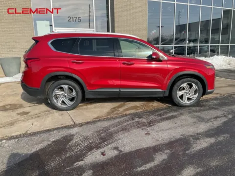 More photos of 2023 Hyundai Santa Fe SEL at Clement Chrysler Dodge Jeep Ram Florissant, MO