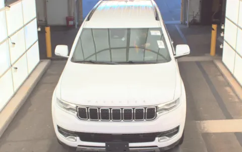 More photos of 2022 Jeep Wagoneer Series III at Clement Chrysler Dodge Jeep Ram Florissant, MO