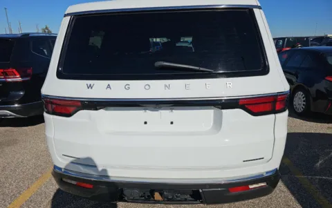 More photos of 2022 Jeep Wagoneer Series III at Clement Chrysler Dodge Jeep Ram Florissant, MO