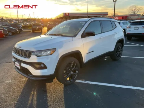 White 2026 Jeep Compass Latitude for sale in Florissant, MO