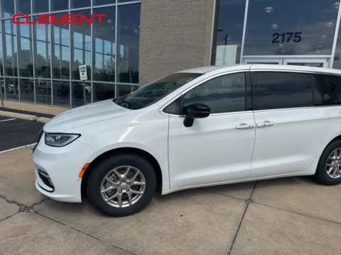 Another view of 2026 Chrysler Pacifica Select for sale in Florissant, MO at Clement Chrysler Dodge Jeep Ram Florissant
