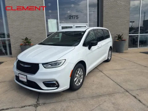 Photos of 2026 Chrysler Pacifica Select for sale in Florissant, MO at Clement Chrysler Dodge Jeep Ram Florissant