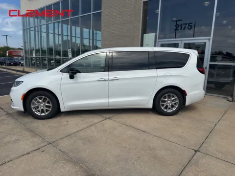 More photos of 2026 Chrysler Pacifica Select at Clement Chrysler Dodge Jeep Ram Florissant, MO