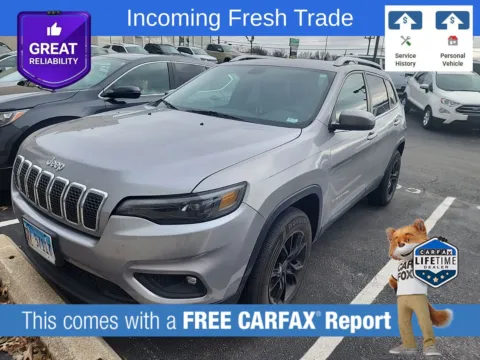 Silver 2019 Jeep Cherokee Latitude Plus for sale in Florissant, MO
