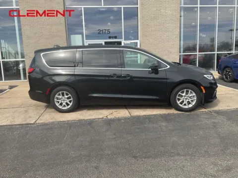 More photos of 2023 Chrysler Pacifica Touring L at Clement Chrysler Dodge Jeep Ram Florissant, MO
