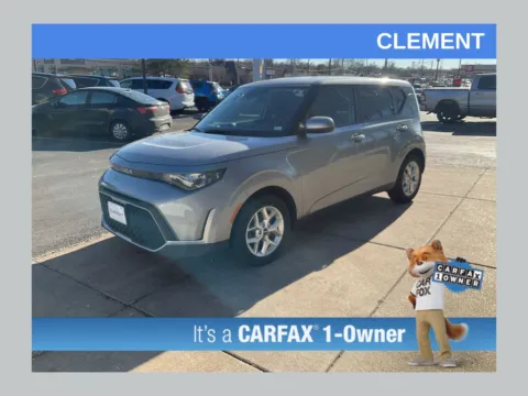Gray 2023 Kia Soul LX for sale in Florissant, MO