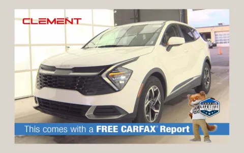 White 2024 Kia Sportage LX for sale in Florissant, MO