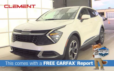 White 2024 Kia Sportage LX for sale in Florissant, MO