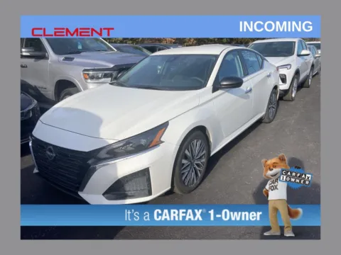 White 2025 Nissan Altima 2.5 SV for sale in Florissant, MO