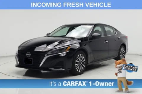 Black 2025 Nissan Altima 2.5 SV for sale in Florissant, MO