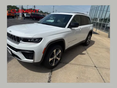 White 2026 Jeep Grand Cherokee Limited for sale in Florissant, MO