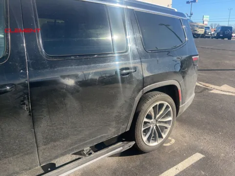 More photos of 2022 Jeep Wagoneer Series III at Clement Chrysler Dodge Jeep Ram Florissant, MO