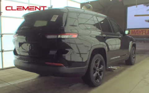 More photos of 2023 Jeep Grand Cherokee L Altitude at Clement Chrysler Dodge Jeep Ram Florissant, MO