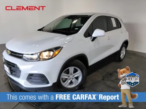 White 2022 Chevrolet Trax LS for sale in Florissant, MO