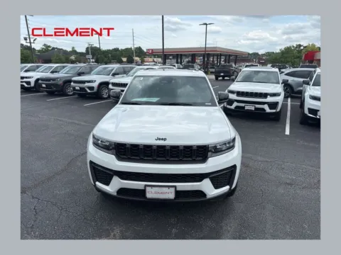White 2026 Jeep Grand Cherokee Laredo for sale in Florissant, MO