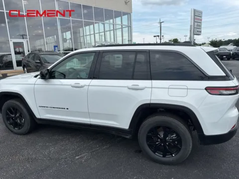 More photos of 2026 Jeep Grand Cherokee Altitude at Clement Chrysler Dodge Jeep Ram Florissant, MO