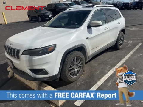 White 2021 Jeep Cherokee Latitude Lux for sale in Florissant, MO
