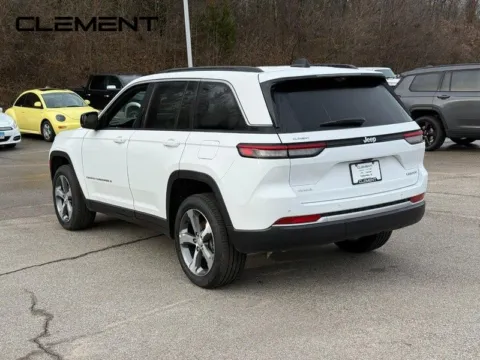 Another view of 2026 Jeep Grand Cherokee Limited for sale in Florissant, MO at Clement Chrysler Dodge Jeep Ram Florissant