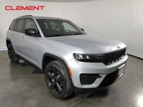 Another view of 2023 Jeep Grand Cherokee Altitude X for sale in Florissant, MO at Clement Chrysler Dodge Jeep Ram Florissant