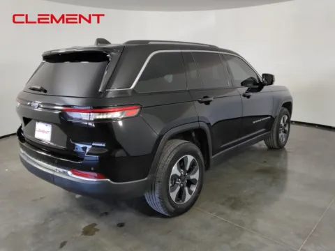 More photos of 2022 Jeep Grand Cherokee 4xe at Clement Chrysler Dodge Jeep Ram Florissant, MO