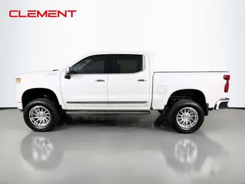 More photos of 2022 Chevrolet Silverado 1500 High Country at Clement Chrysler Dodge Jeep Ram Florissant, MO