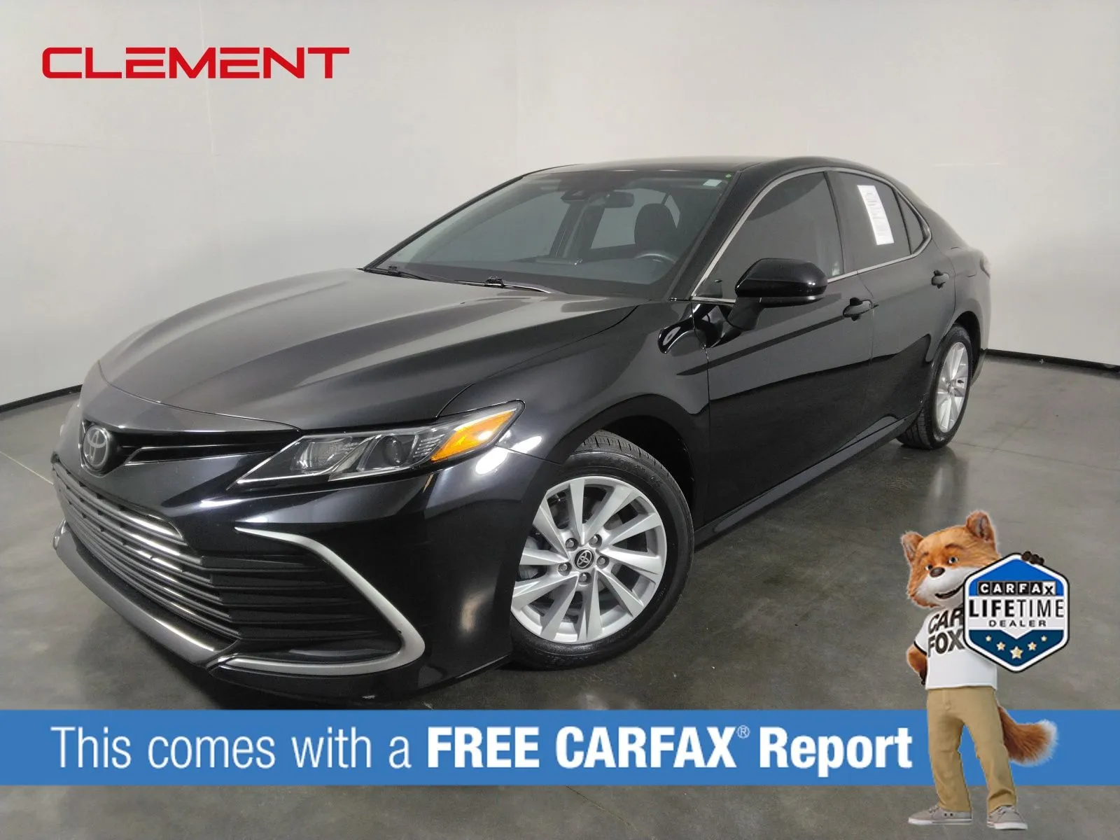 Black 2022 Toyota Camry LE for sale in Florissant, MO