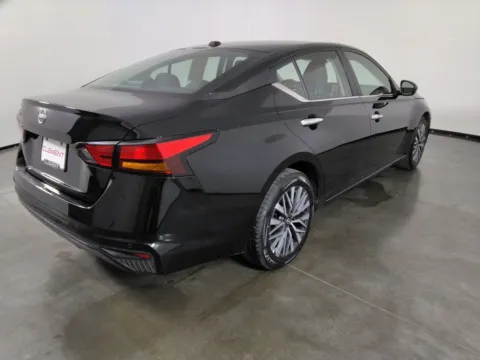 More photos of 2025 Nissan Altima 2.5 SV at Clement Chrysler Dodge Jeep Ram Florissant, MO