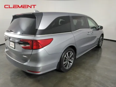 More photos of 2022 Honda Odyssey Touring at Clement Chrysler Dodge Jeep Ram Florissant, MO