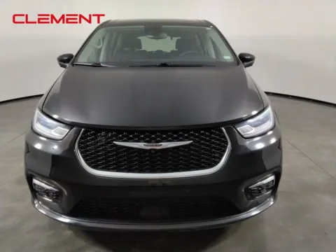 Photos of 2023 Chrysler Pacifica Touring L for sale in Florissant, MO at Clement Chrysler Dodge Jeep Ram Florissant