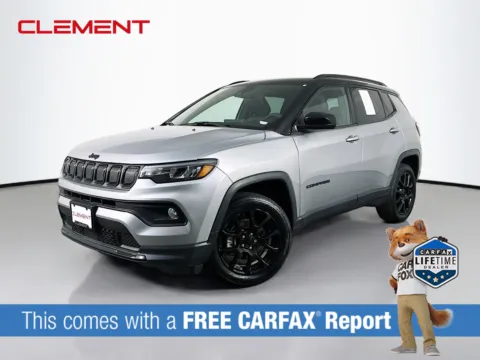 Silver 2022 Jeep Compass Latitude for sale in Florissant, MO