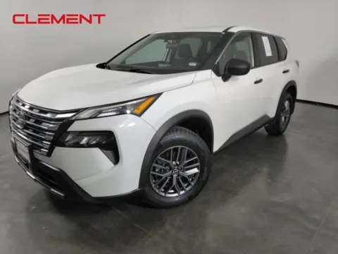 White 2024 Nissan Rogue S for sale in Florissant, MO