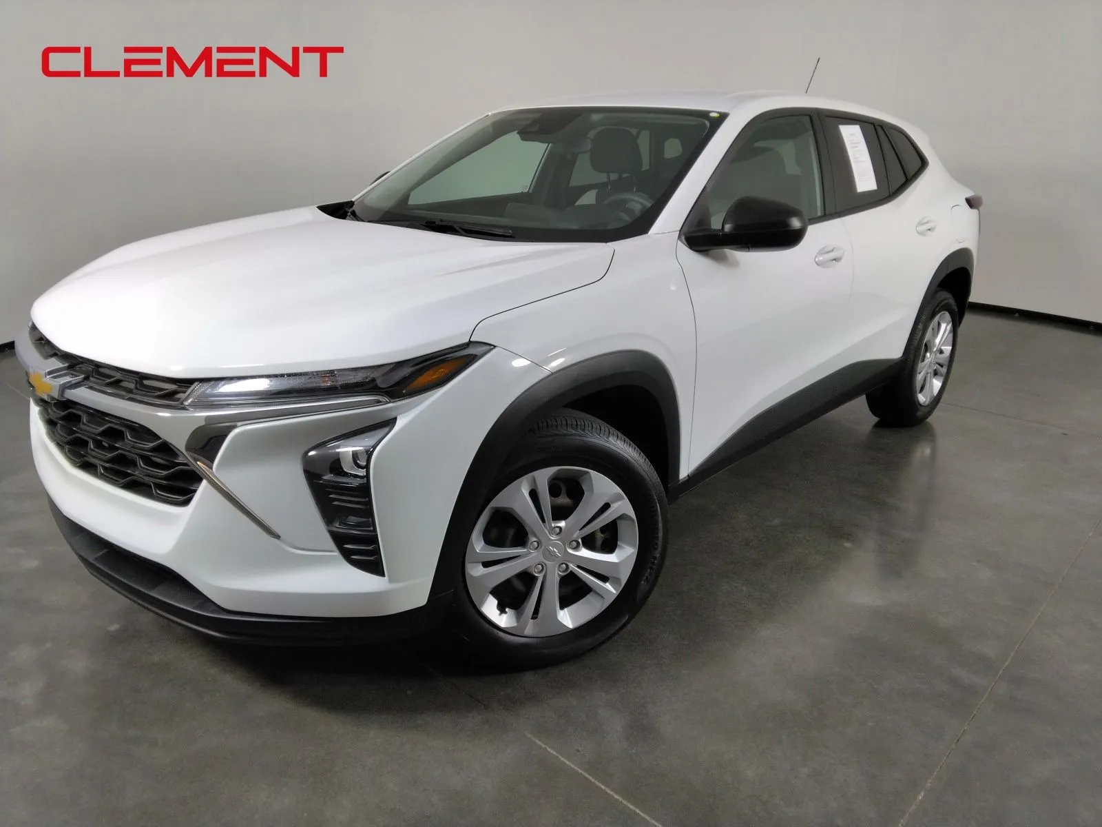 White 2024 Chevrolet Trax LS for sale in Florissant, MO
