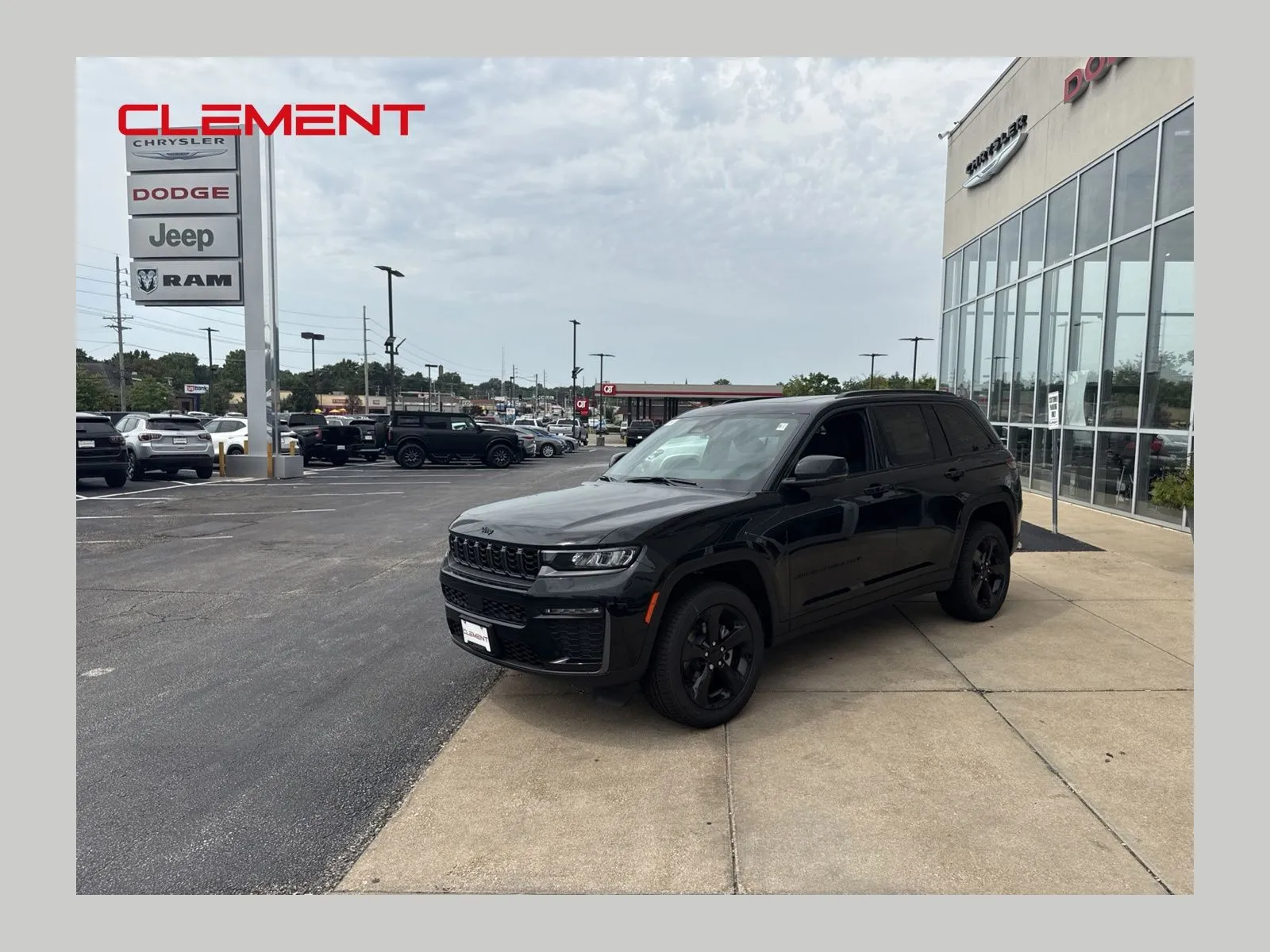 Black 2026 Jeep Grand Cherokee Limited for sale in Florissant, MO