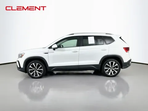More photos of 2024 Volkswagen Taos 1.5T SE at Clement Chrysler Dodge Jeep Ram Florissant, MO