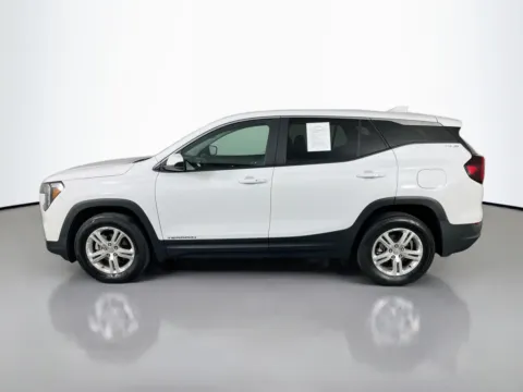 More photos of 2024 GMC Terrain SLE at Clement Chrysler Dodge Jeep Ram Florissant, MO